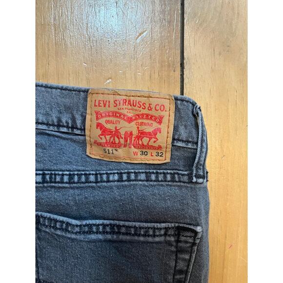 Levi Men's Faded Black 511 Denim Jeans. Size W30 L32 - Picture 4 of 7